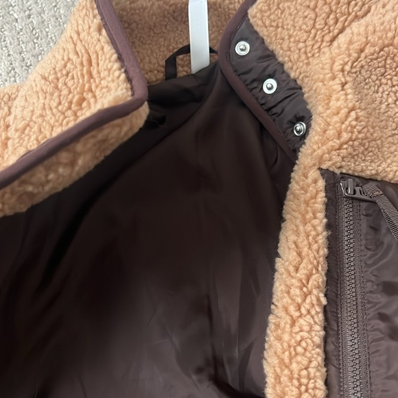Fabletics Teddy Jacket - Picture 3 of 4